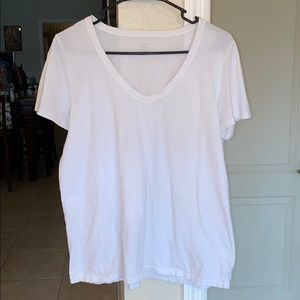 Aerie white 100% cotton v neck shirt